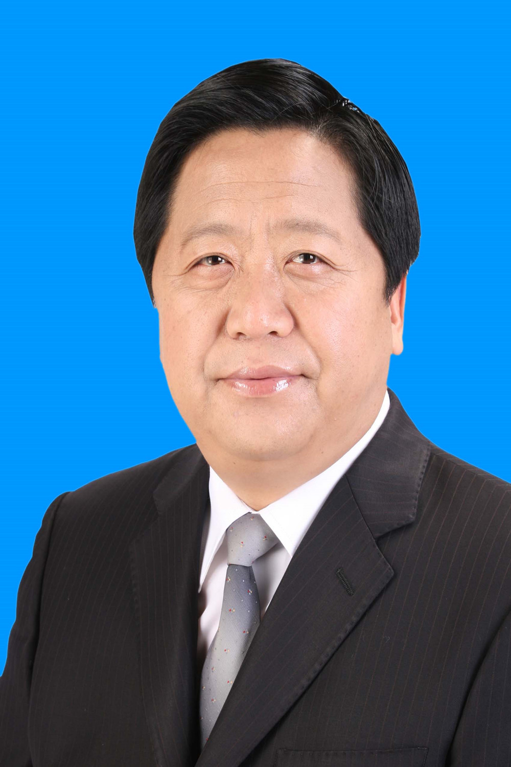 范国栋