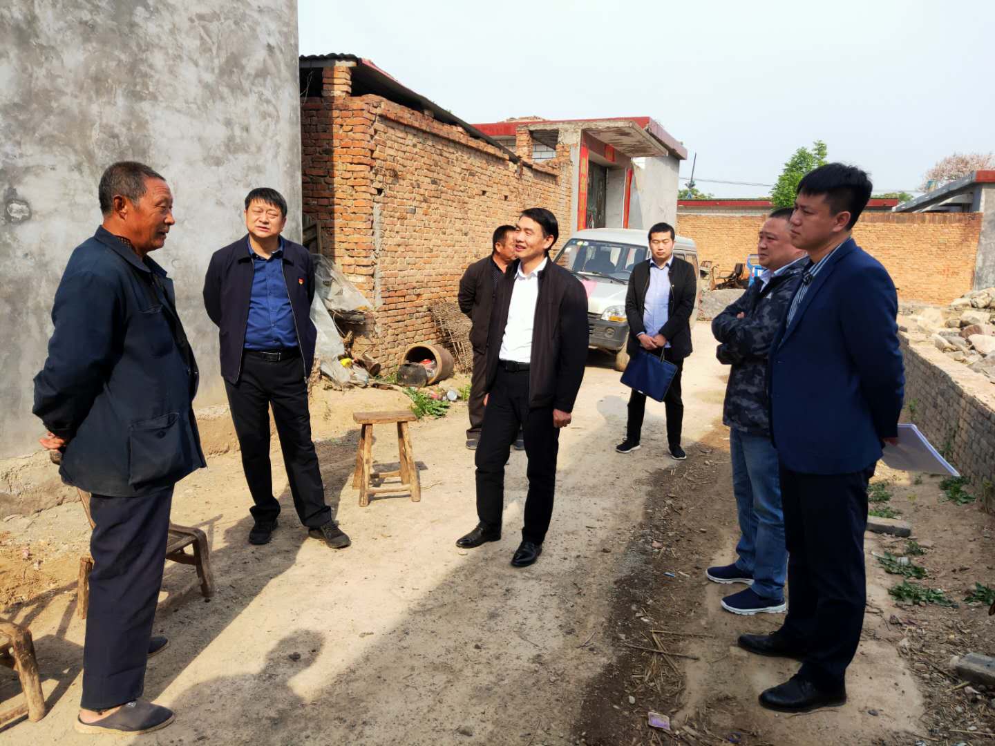 卫辉市委副书记,市人大代表王清洲下访信访户 帮助