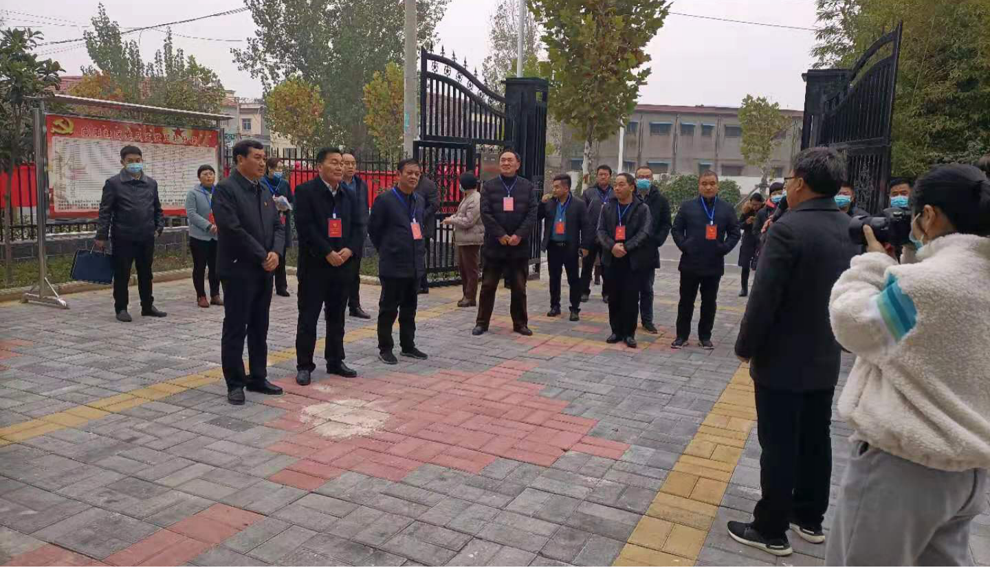 县政协视察向阳社区公共服务建设工作-滑县城关街道人大代表网上联络