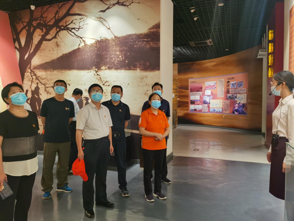 图片222.jpg