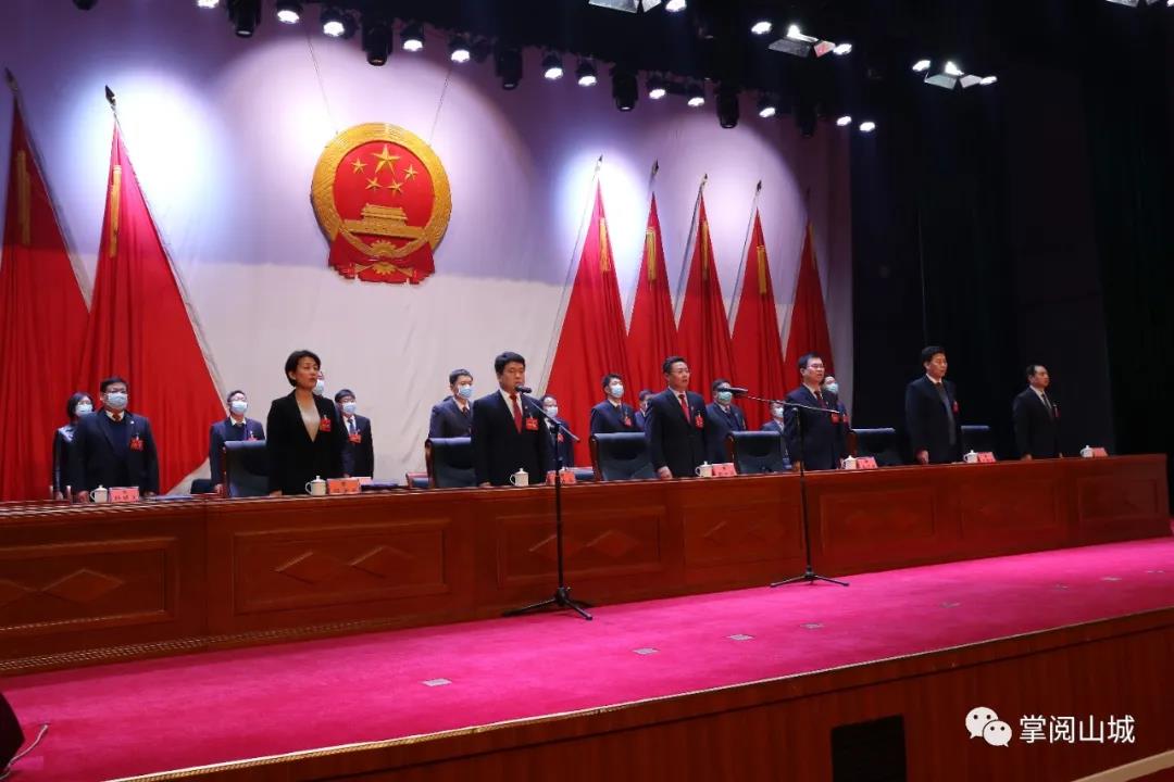 人大八次会议2.jpg