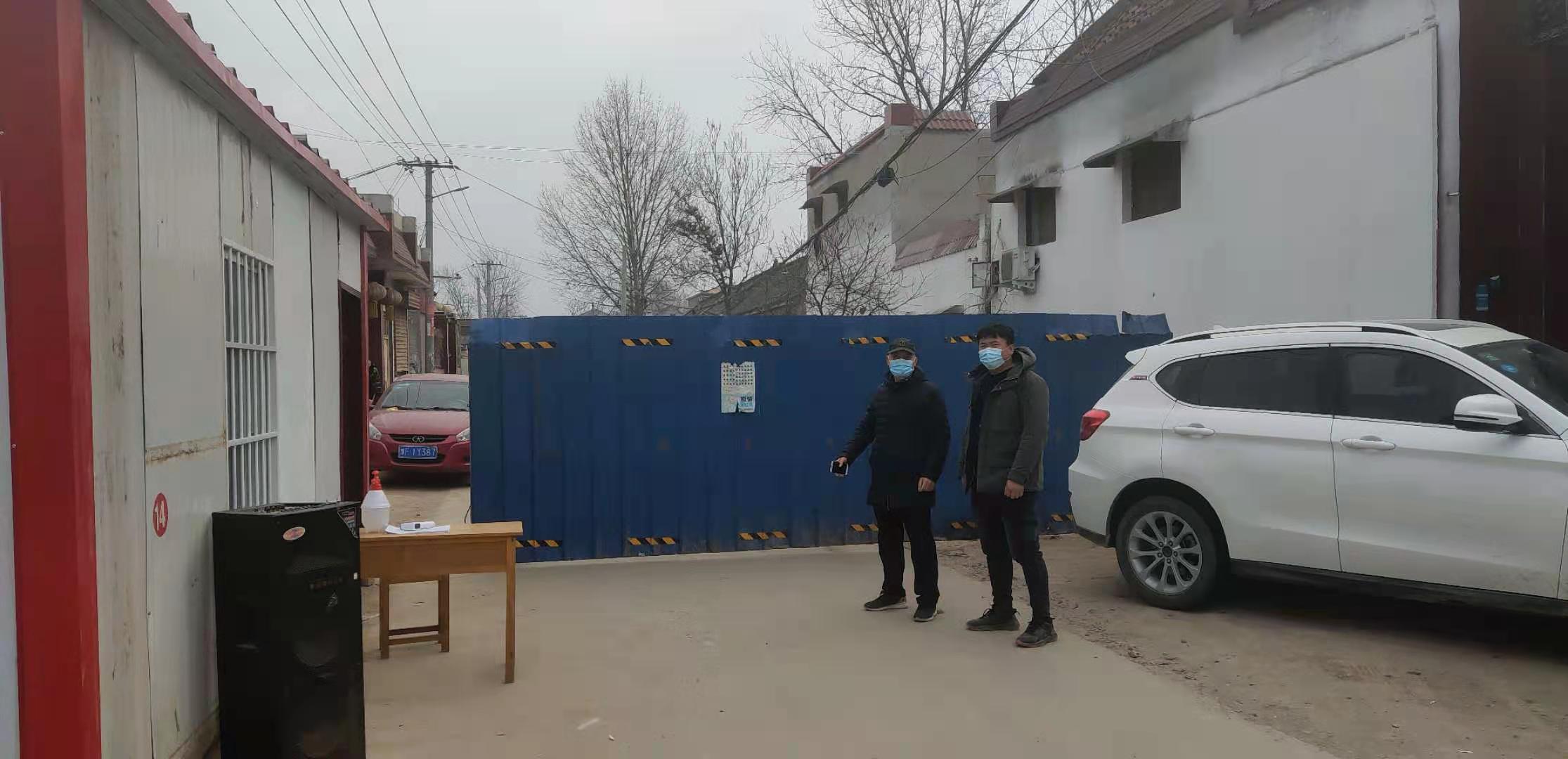人大代表张漾在疫情一线0.jpg