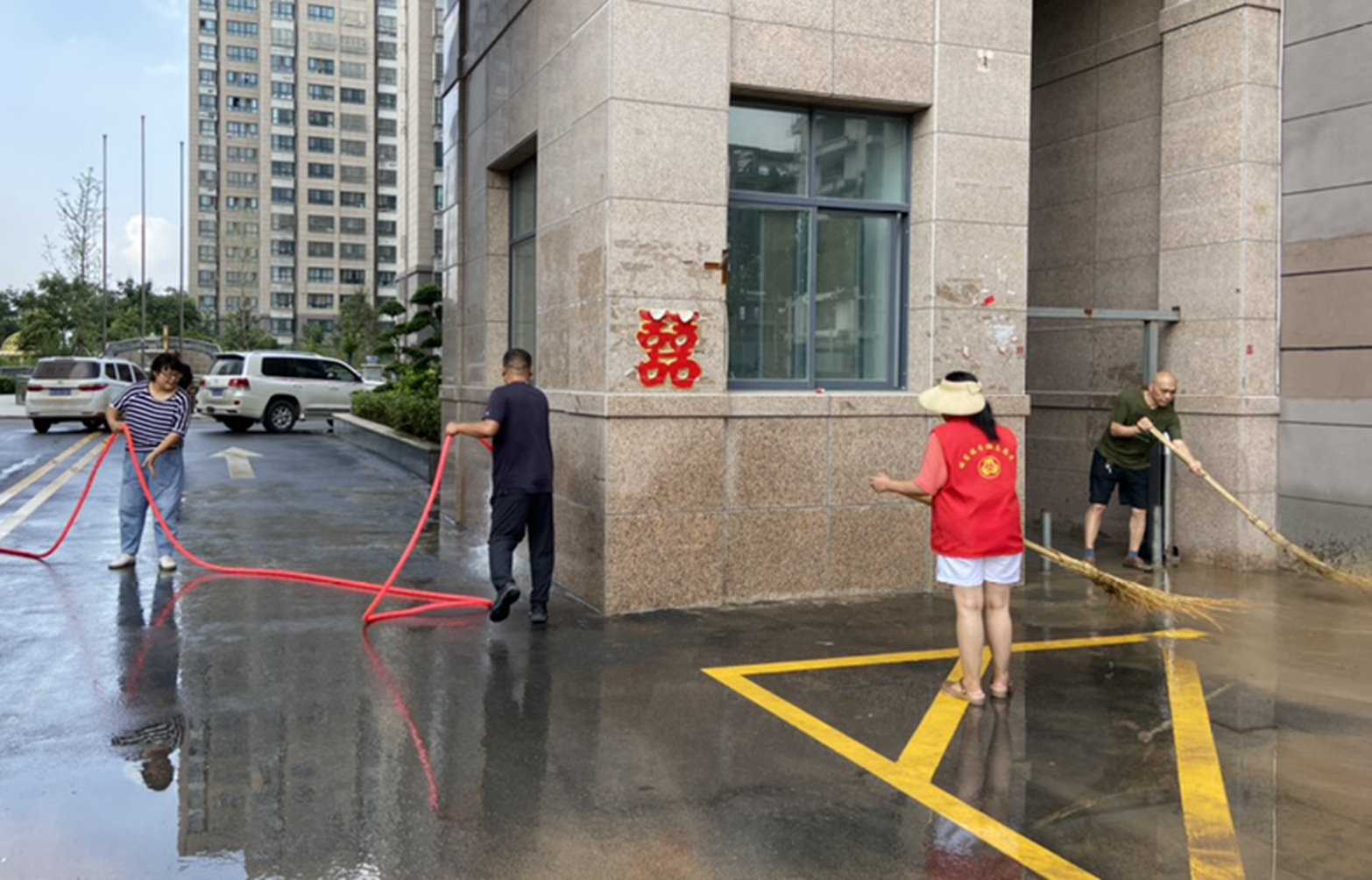 10   7.24陈春子  南峡窝清淤除泥1.jpg