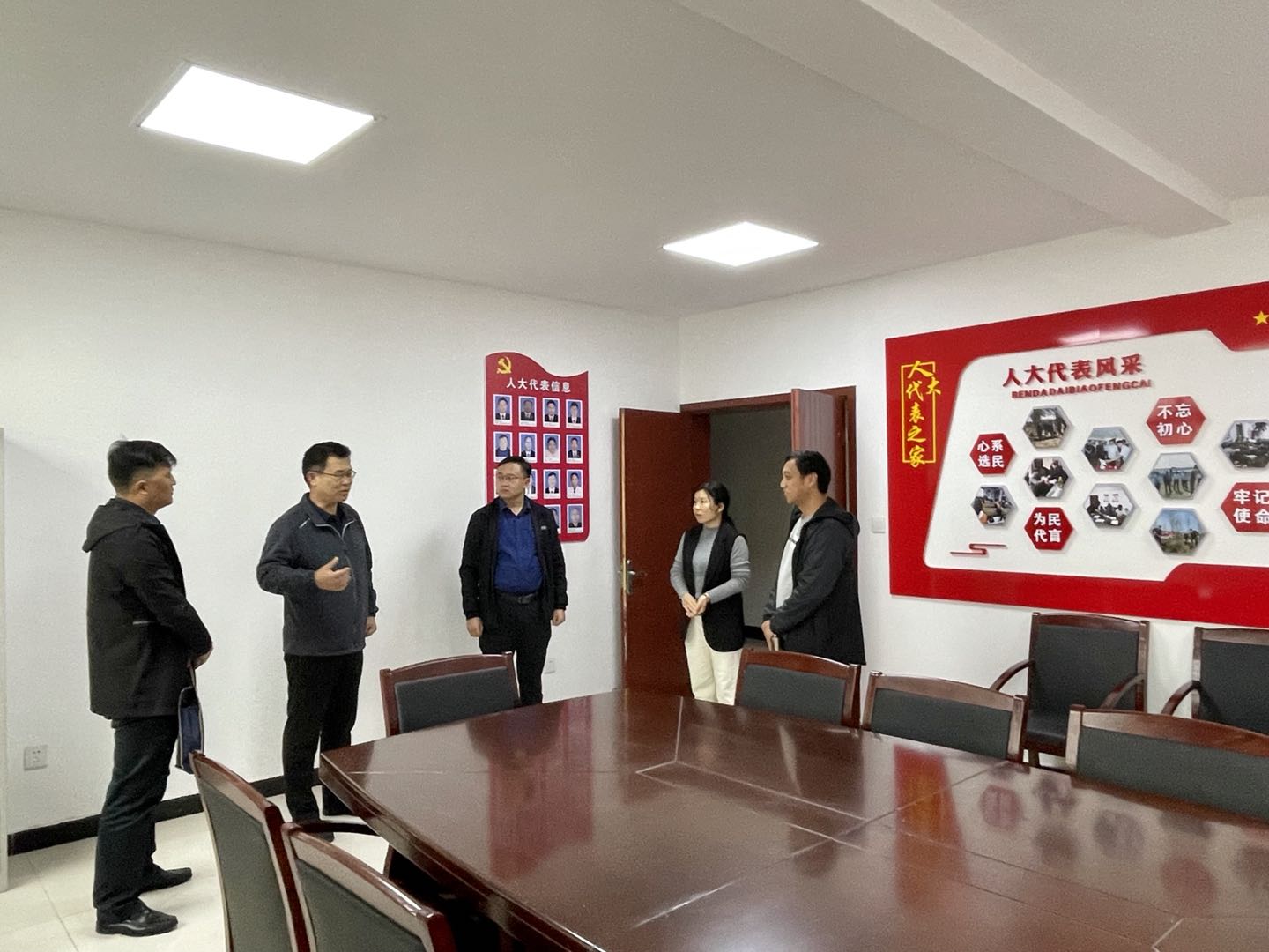 杜远辉调研指导工作.jpg