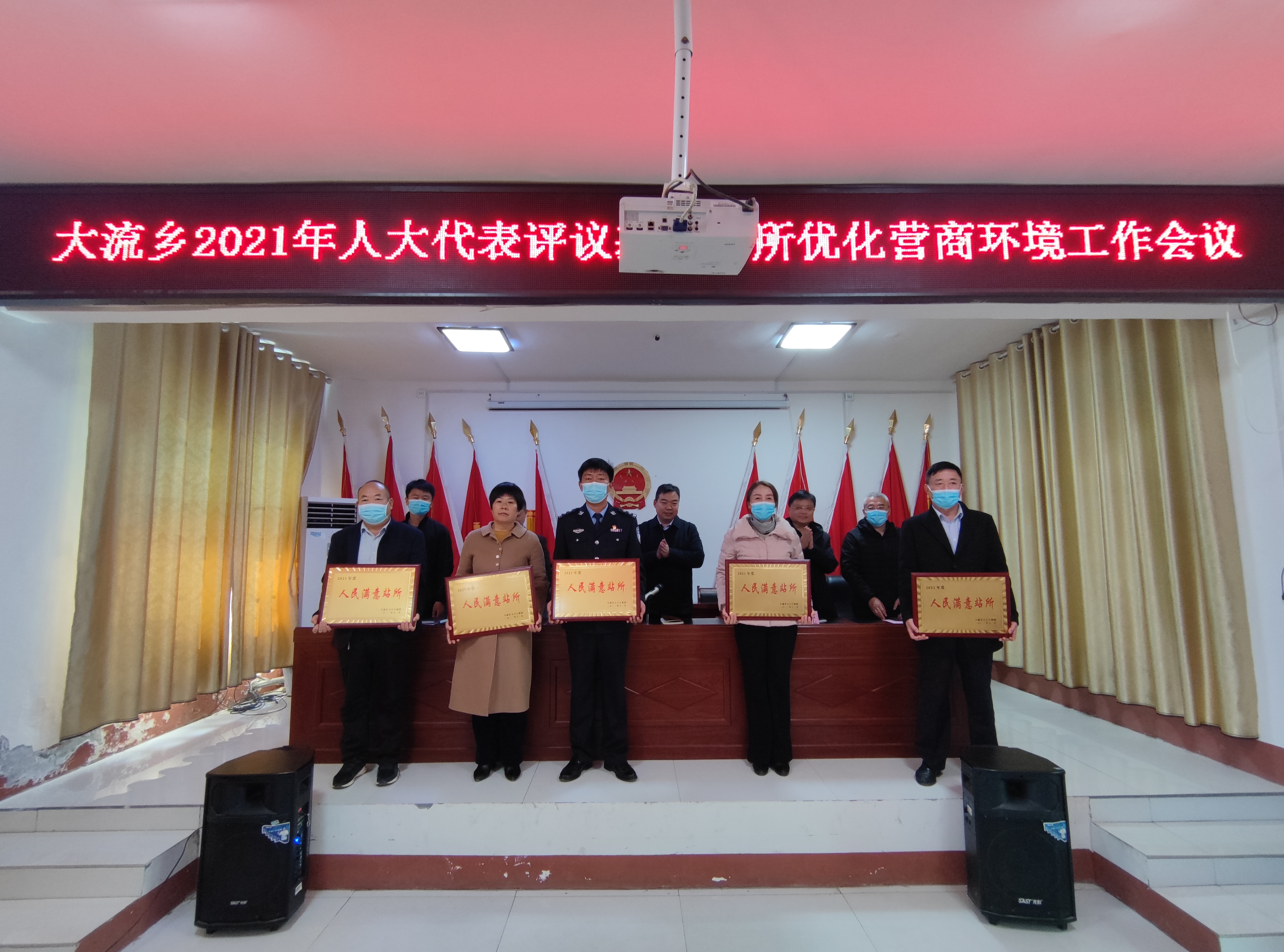 ad042ecd422fe64c9b6e1c5d803c5be.jpg