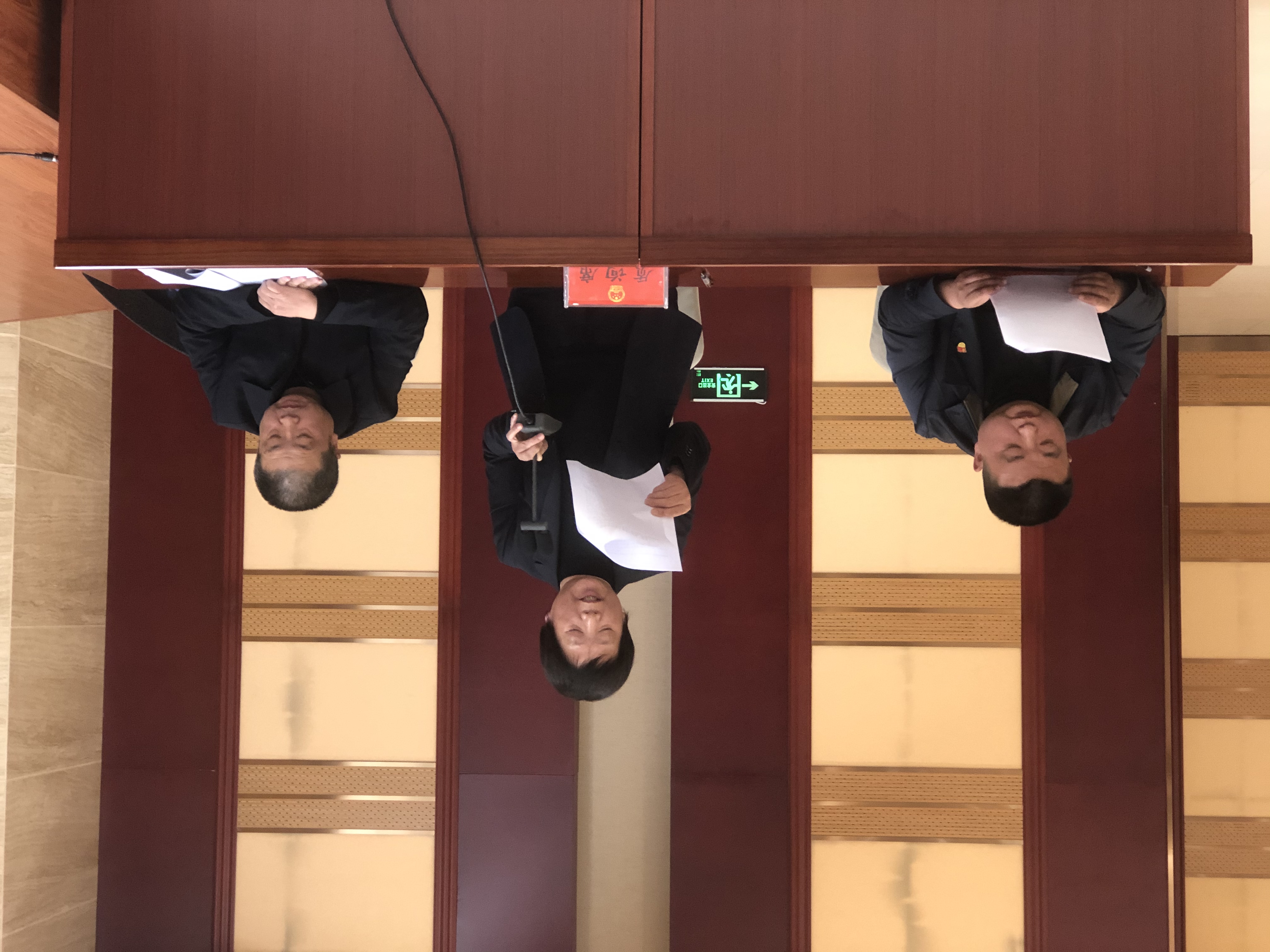 质询代表提问.jpg