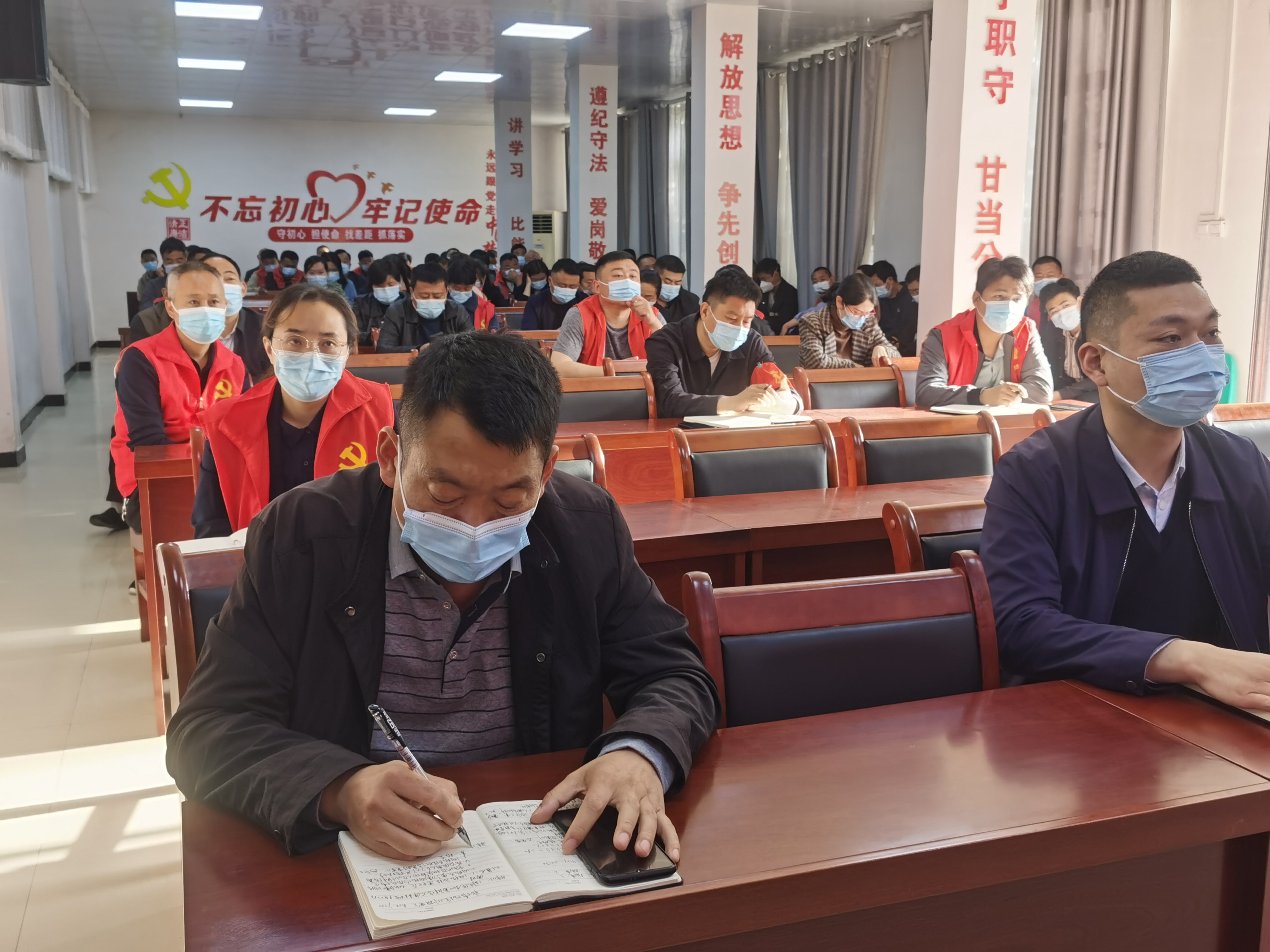 微信图片_2022042706490447.jpg
